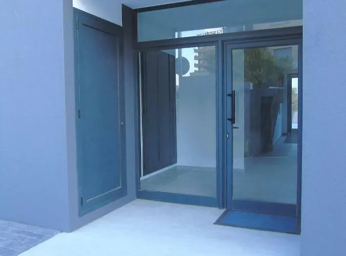 Proche Avec Piscine * Ρόζες